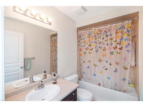 71 Waterbridge Street, Stoney Creek, ON - Indoor Photo Showing Bathroom