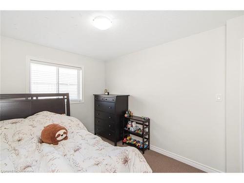 71 Waterbridge Street, Stoney Creek, ON - Indoor Photo Showing Bedroom