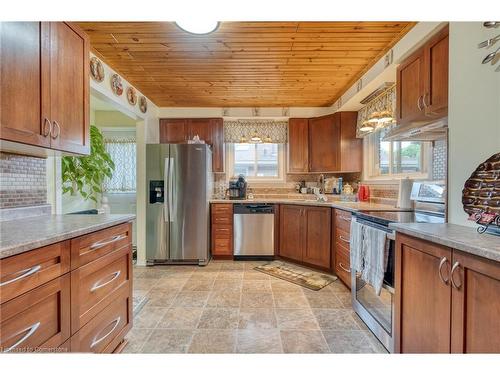 53 Anna Capri Drive, Hamilton, ON - Indoor Photo Showing Kitchen