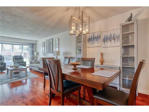 53 Anna Capri Drive, Hamilton, ON - Indoor Photo Showing Dining Room