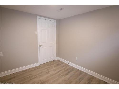 Bsmt Unit-2187 Mount Royal Avenue, Burlington, ON - Indoor Photo Showing Other Room