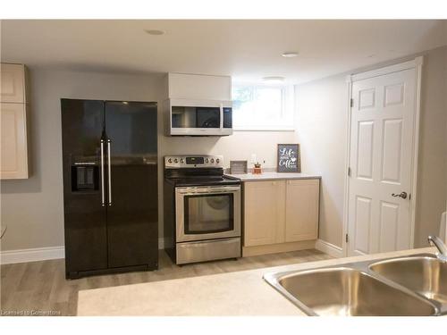 Bsmt Unit-2187 Mount Royal Avenue, Burlington, ON - Indoor Photo Showing Kitchen With Double Sink