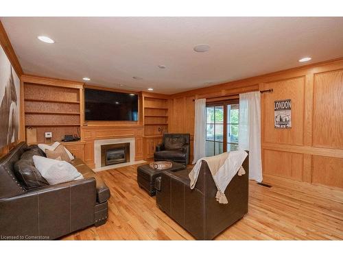 493 Wicklow Road, Burlington, ON - Indoor Photo Showing Living Room With Fireplace