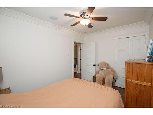 493 Wicklow Road, Burlington, ON - Indoor Photo Showing Bedroom