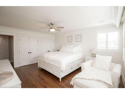 493 Wicklow Road, Burlington, ON - Indoor Photo Showing Bedroom