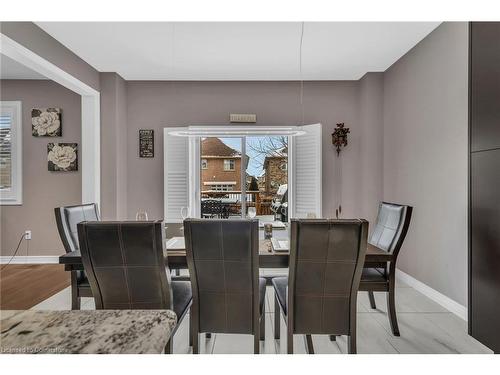 211 Vinton Road, Ancaster, ON - Indoor Photo Showing Dining Room