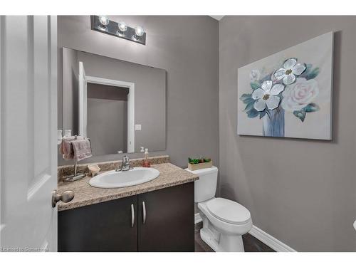 211 Vinton Road, Ancaster, ON - Indoor Photo Showing Bathroom