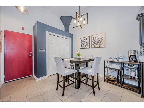 206-80 King William Street, Hamilton, ON - Indoor Photo Showing Dining Room