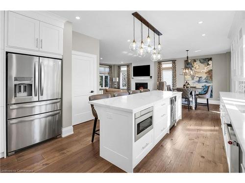 26A Baker Road N, Grimsby, ON - Indoor Photo Showing Kitchen