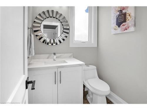 26A Baker Road N, Grimsby, ON - Indoor Photo Showing Bathroom