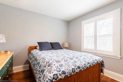 952 Montclair Avenue, Hamilton, ON - Indoor Photo Showing Bedroom