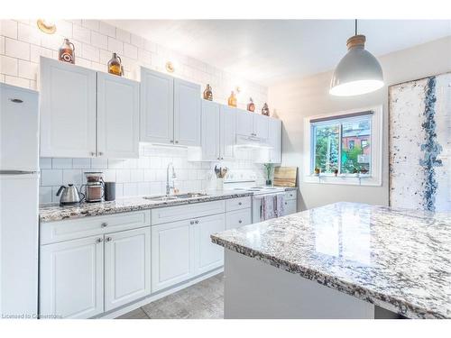 176 Wilson Street, Hamilton, ON - Indoor Photo Showing Kitchen