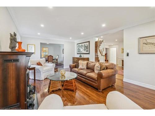 1230 Appleford Lane, Burlington, ON - Indoor Photo Showing Living Room