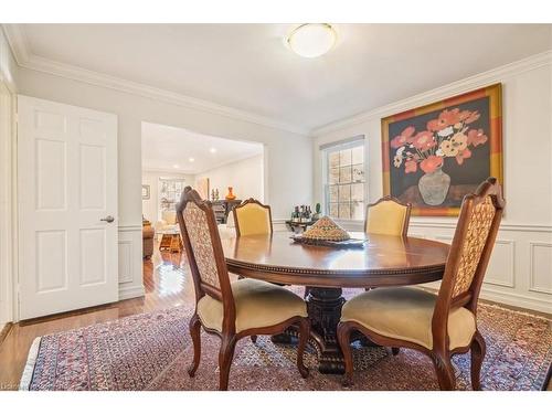 1230 Appleford Lane, Burlington, ON - Indoor Photo Showing Dining Room