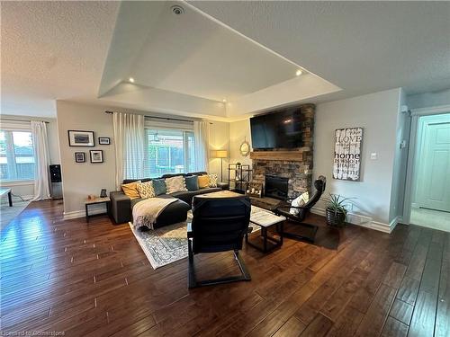 15 Ross Avenue N, Simcoe, ON - Indoor Photo Showing Living Room With Fireplace