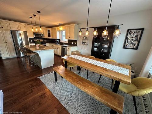 15 Ross Avenue N, Simcoe, ON - Indoor Photo Showing Kitchen