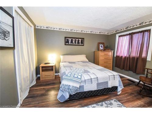 2406 North Shore Drive, Lowbanks, ON - Indoor Photo Showing Bedroom