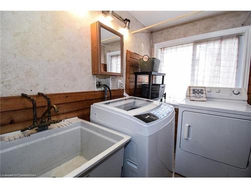 2406 North Shore Drive, Lowbanks, ON - Indoor Photo Showing Laundry Room