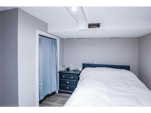 171 Britannia Avenue, Hamilton, ON - Indoor Photo Showing Bedroom