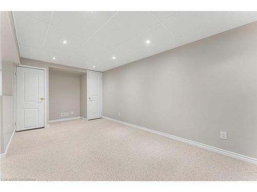 333 Golf Club Road, Hamilton, ON - Indoor Photo Showing Other Room