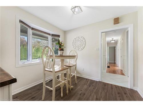 333 Golf Club Road, Hamilton, ON - Indoor Photo Showing Dining Room