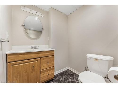 333 Golf Club Road, Hamilton, ON - Indoor Photo Showing Bathroom