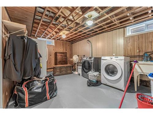 333 Golf Club Road, Hamilton, ON - Indoor Photo Showing Laundry Room