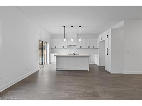 9 Santa Barbara Lane, Georgetown, ON - Indoor Photo Showing Kitchen