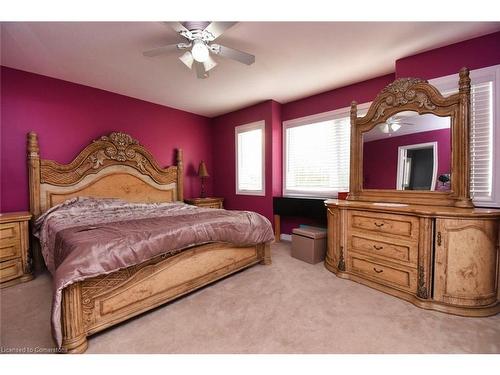 30 Newlove Street, Hamilton, ON - Indoor Photo Showing Bedroom