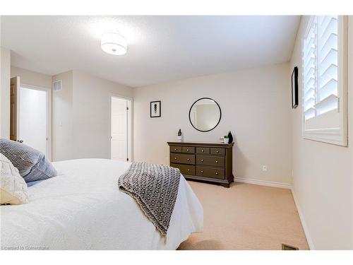 49 Morwick Drive, Ancaster, ON - Indoor Photo Showing Bedroom