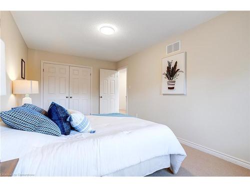 49 Morwick Drive, Ancaster, ON - Indoor Photo Showing Bedroom