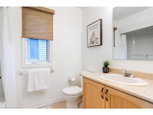 49 Morwick Drive, Ancaster, ON - Indoor Photo Showing Bathroom