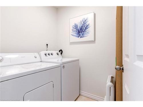 49 Morwick Drive, Ancaster, ON - Indoor Photo Showing Laundry Room