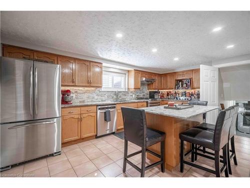 1149 Mohawk Road E, Hamilton, ON - Indoor Photo Showing Kitchen