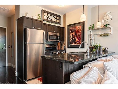 301-112 King Street E, Hamilton, ON - Indoor Photo Showing Kitchen