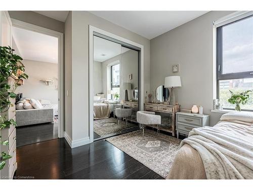 301-112 King Street E, Hamilton, ON - Indoor Photo Showing Bedroom