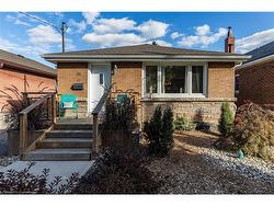 21 Linwood Avenue  Hamilton, ON L8P 4P3