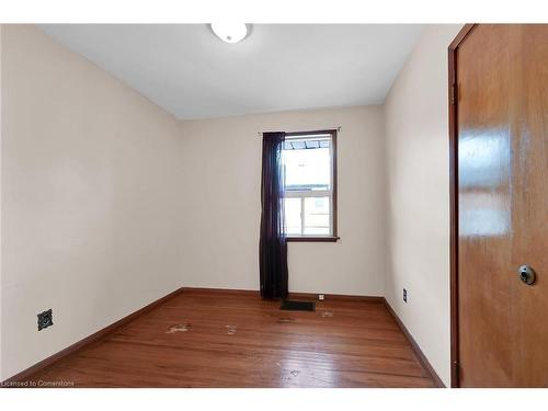 63 Fernwood Crescent, Hamilton, ON - Indoor Photo Showing Other Room