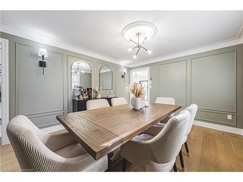 14 Dolphin Place, Hamilton, ON - Indoor Photo Showing Dining Room