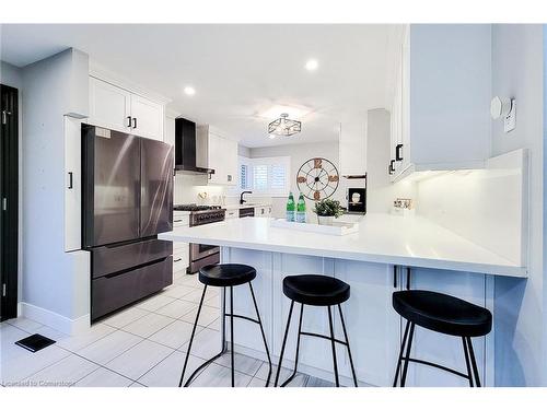 49 Aberdeen Avenue, Mount Hope, ON - Indoor Photo Showing Kitchen With Upgraded Kitchen