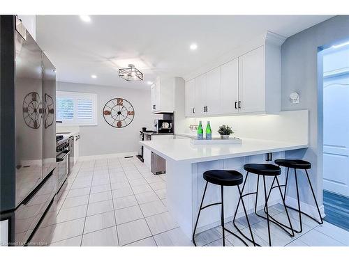 49 Aberdeen Avenue, Mount Hope, ON - Indoor Photo Showing Kitchen