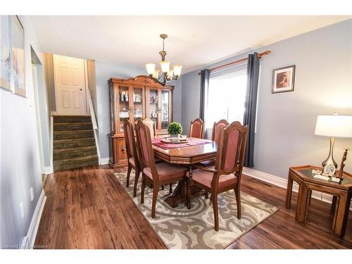 4502 Cedarbrook Lane, Beamsville, ON - Indoor Photo Showing Dining Room