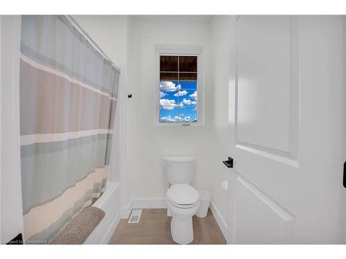 266 York Road, Caledonia, ON - Indoor Photo Showing Bathroom