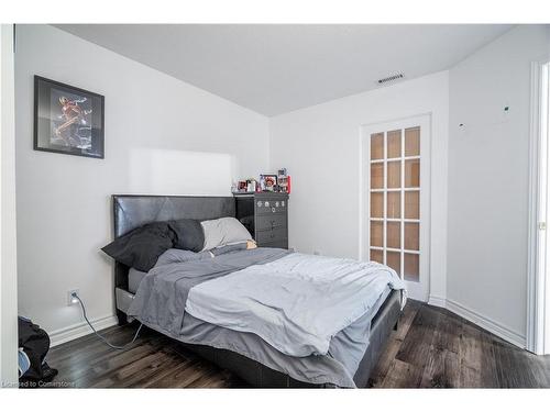 1115-135 James Street, Hamilton, ON - Indoor Photo Showing Bedroom