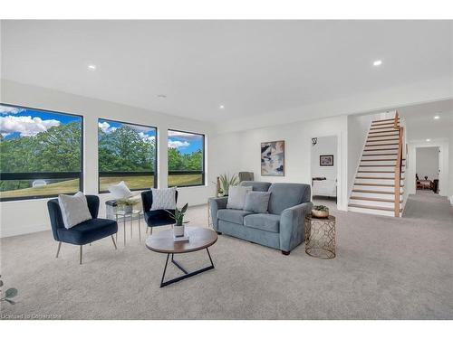 266 York Road, Caledonia, ON - Indoor Photo Showing Living Room