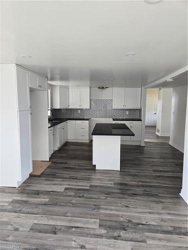 3721 Mathewson Avenue, Fort Erie, ON - Indoor Photo Showing Kitchen