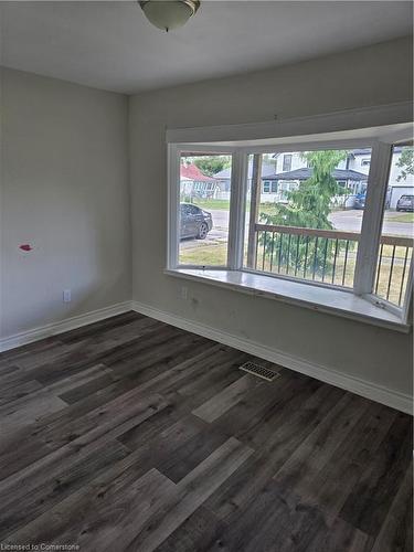 3721 Mathewson Avenue, Fort Erie, ON - Indoor Photo Showing Other Room