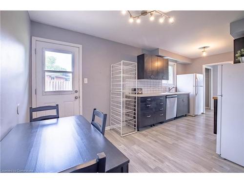 25 Lampman Crescent, Thorold, ON - Indoor