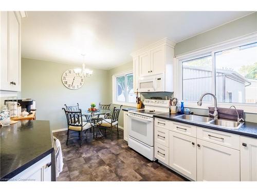 148 Cleary Avenue, Dunnville, ON - Indoor Photo Showing Kitchen With Double Sink