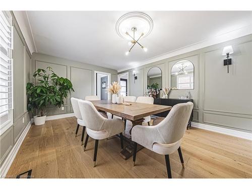 14 Dolphin Place, Hamilton, ON - Indoor Photo Showing Dining Room